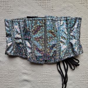 TOP DRAWER PREMIUM MERMAID SILVER  HOLO STEEL BONED MINI CINCHER- LG